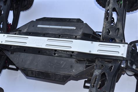 TRAXXAS XRT VXL 8S 1/5 CNC ALLOY 7075 CENTRE SKID PLATE / CHASSIS