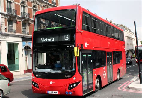 London Bus Routes Route 13 North Finchley Victoria Route 13