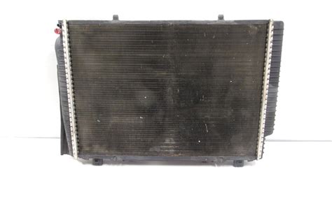 94 99 Mercedes W140 S320 300SE Engine Cooling RADIATOR BEHR OEM