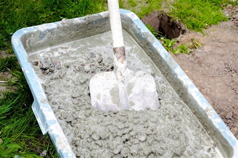 Premium Photo Mixing Stirring Cement Slurry Concrete Rubble Mortar