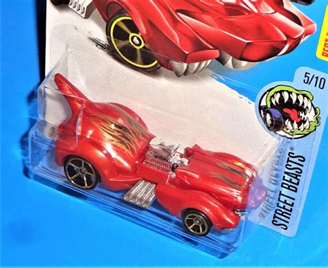 Hot Wheels Factory Set Street Beasts Purrfect Speed Red W OH SPs Contemporary