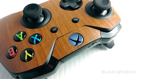 SlickWraps Xbox One, PS4 Controller Light Bar Wraps Review - SlashGear