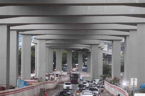 FOTO Progres Pembangunan Proyek LRT Jabodebek Capai 82 64 Persen