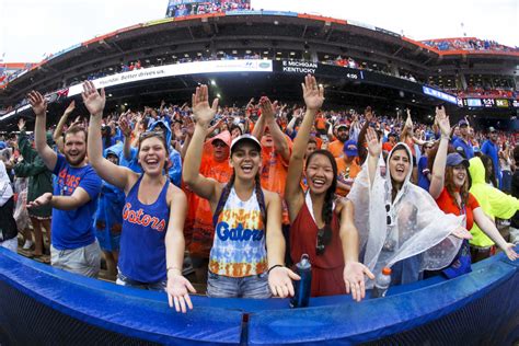 Video Of Florida Fans Epic Tailgate Move Is Going Viral The Spun