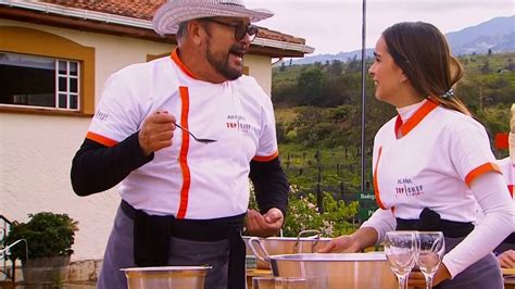 Watch Top Chef Vip Highlight Alana Prepara Una Sangría A Sangre Fría