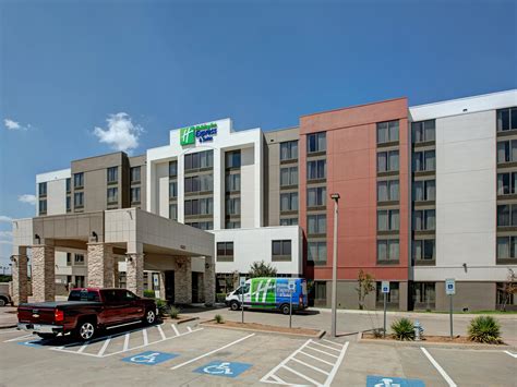 Irving, TX Hotel near DFW Airport | Holiday Inn Express & Suites Dallas ...