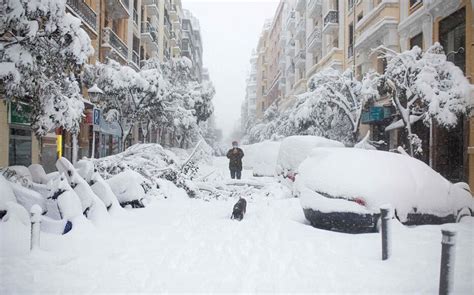 Tempête Filomena après les chutes de neige historiques Madrid veut