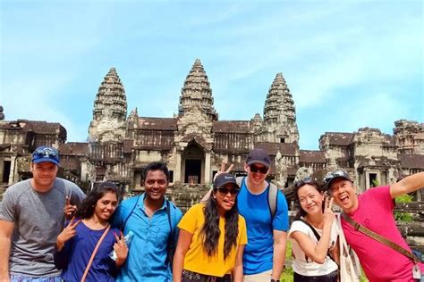 Angkor Wat Small Group Tour From Siem Reap