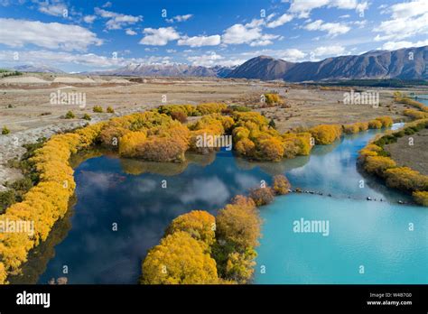 Lake Ruataniwha in autumn, Mackenzie Country, South Island, New Zealand