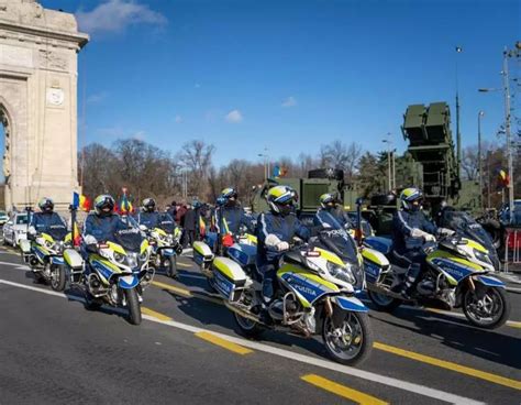 Dup Cele De Bmw Uri Poli Ia Ar Putea Cump Ra I Motociclete De