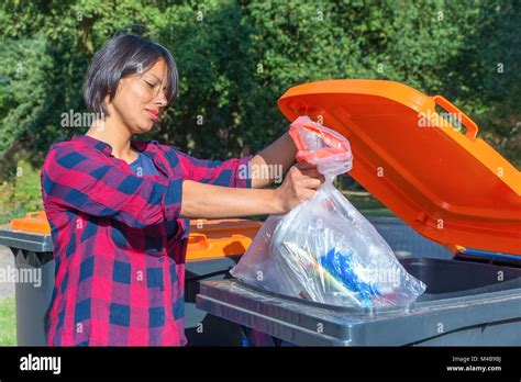 Throwing Litter Bin Hi Res Stock Photography And Images Alamy