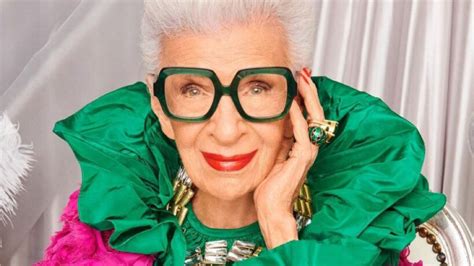 Addio A Iris Apfel Eccentrica Icona Della Moda Newyorkese