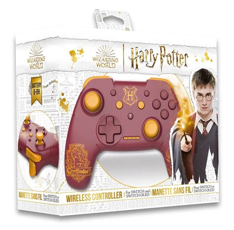 Trade Invaders Harry Potter Wireless Controller Gryffindor Red