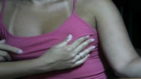 Mature Housewife Cheating Husband Showing Her Pussy For A Lot Of Guys At Public Chat XNXX