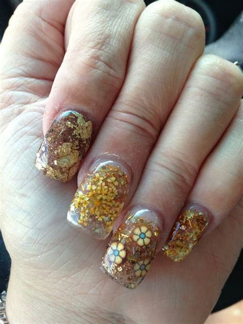 Gold Dust Autum Nail Design Nails Nail Designs Design