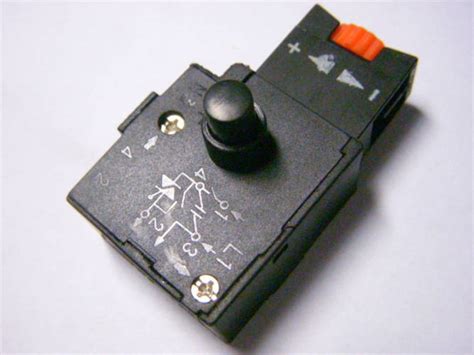 Hitachi Electric Drill 8 Amp Switch Speed Control ZLB KR8 – Useful&Rare