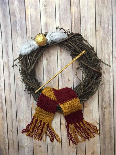 Harry Potter Wreath Harry Potter Door Wreath Gryffindor Wreath A