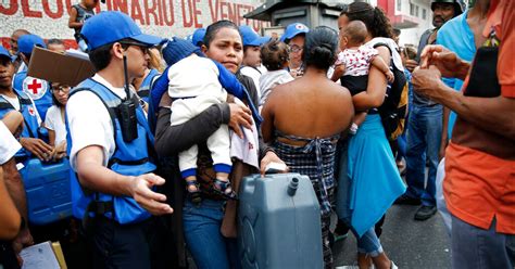 Aterriza Primer Cargamento De Ayuda Humanitaria En Venezuela