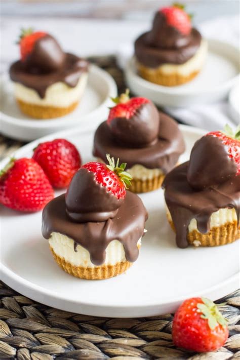 21 Easy Romantic Dessert Recipes For Sweet Valentines Day Dinner