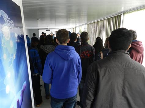 Estudantes do Colégio Vila Becker visitam o Container Lab - Educação ...