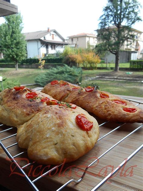 Panfocaccia Al Timo E Pomodorini Con Pasta Madre Profumo Di Sicilia