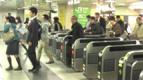 Crowded Train Station Shinjuku Train Station Tokyo Japan Youtube