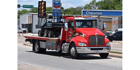 Flatbed Truck Rental Toronto: Everything You Need to Know - TechBullion