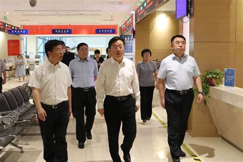 省政务办党组书记、主任孙晓函一行到我县就政务服务工作进行调研澎湃号·媒体澎湃新闻 The Paper