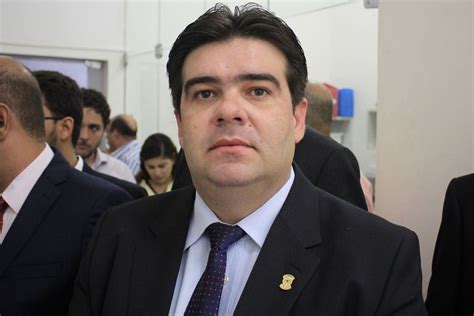 Pontos Nos Is Eduardo Carneiro Descarta Candidatura Presid Ncia Da