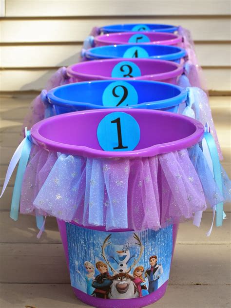 The Princess Birthday Blog: Princess Party Games: Frozen Bucket Toss