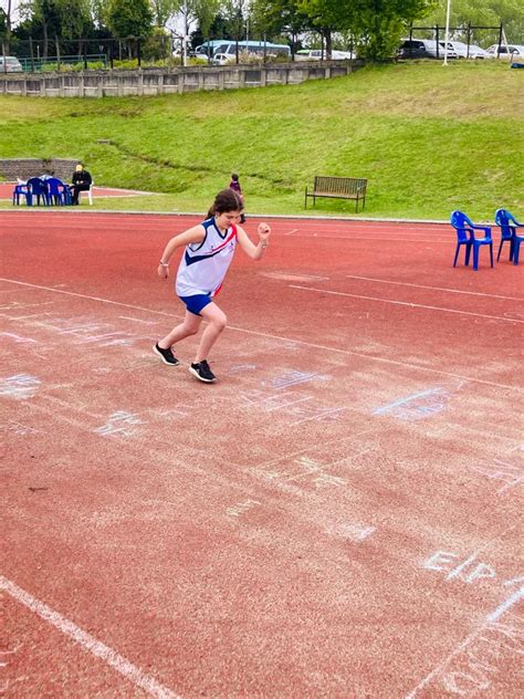 Participación Campeonato de Atletismo por el Colegio Puerto Varas Lycée Claude Gay OSORNO