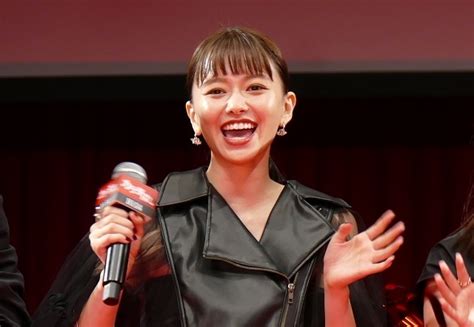 橋本環奈、主演ホラー「カラダ探し」の現場は笑いが絶えず 「エピソードたくさん。取材時間が足りない」 映画ニュース 映画com