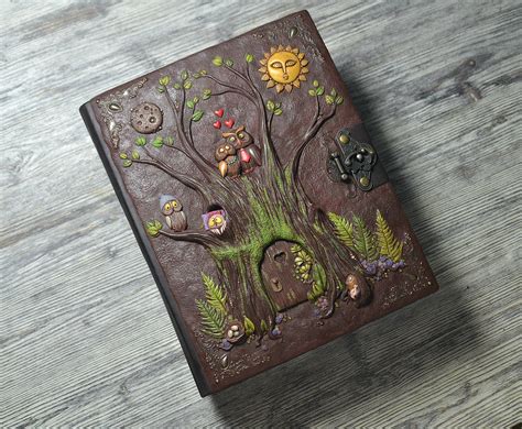 Семейная сказочная книга | Polymer clay, Clay, Polymer