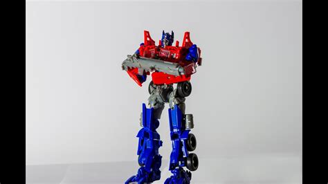 Transformers Age Of Extinction Evasion Mode Optimus Prime Youtube