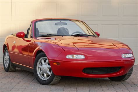 No Reserve 32k Mile 1991 Mazda Mx 5 Miata 5 Speed For Sale On Bat