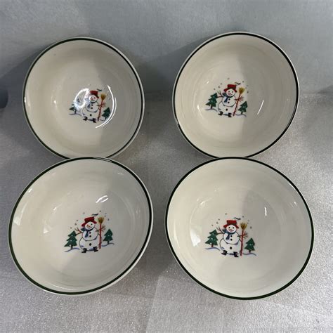 4 Pfaltzgraff SNOW VILLAGE 6 1 4 Soup Cereal Bowls Snowman Christmas