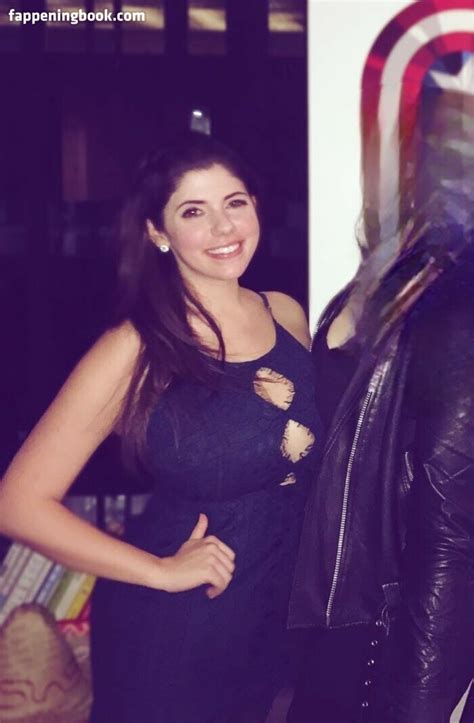 Emily Helen Barry Nude The Fappening Photo FappeningBook