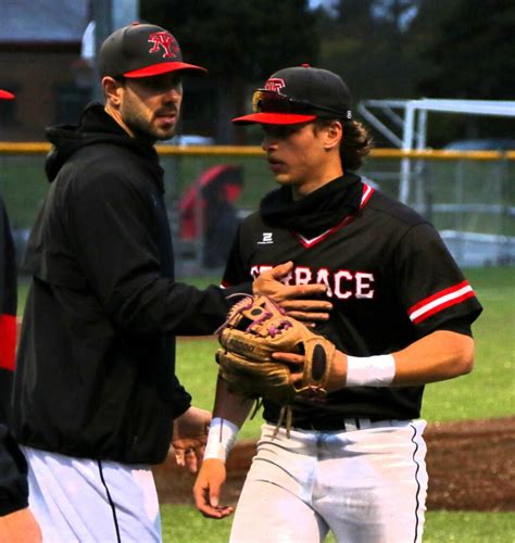 Prep baseball: Teams 'bringing their best' as District tourney play ...