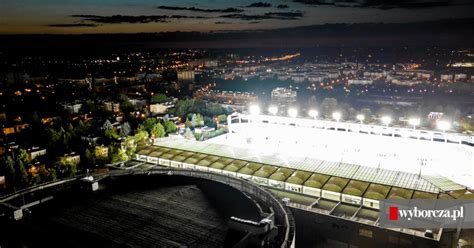 Stadion Radomskiego Centrum Sportu przeszedł testy oświetlenia