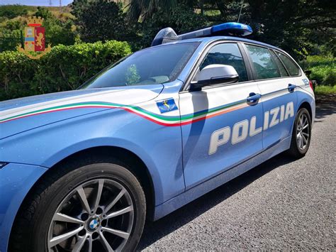 Catania Pubblica Foto Intime Della Ex 31enne Indagato Per Revenge Porn