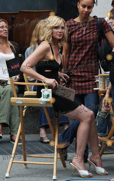 Photos And Pictures Actress Kim Cattrall On The Fifth Avenue Set Of The New Sex And The City