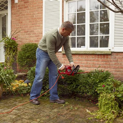 The Best Electric Hedge Trimmers Of The Garden