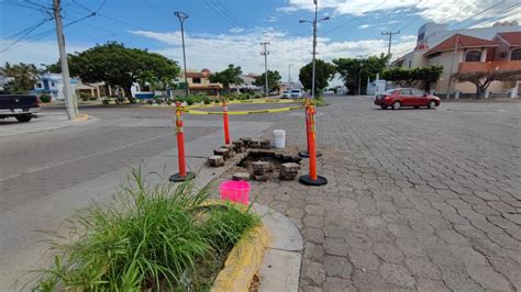 Obras Públicas atiende reporte de socavón en Lomas de Mazatlán Cafe