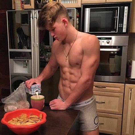 Daily Gay Guys U On Twitter Breakfast Https T Co Xqemddmbqs Twitter