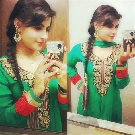 Amazing Look World Hot Romantic Desi Punjabi Girls