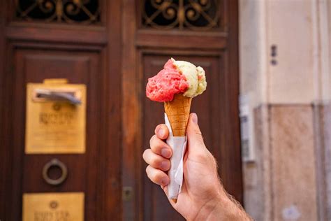 12 GLORIOUS Gelato Shops in Rome (You Can't Afford to Miss)