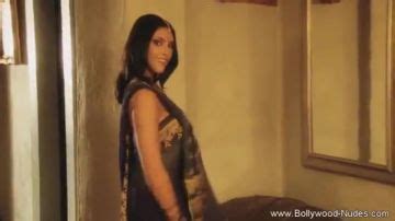 Hermosa India Se Muestra Desnuda PORN