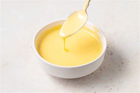 Easy Blender Hollandaise Sauce Recipe