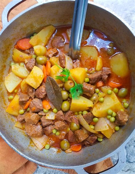 Steps To Prepare Puerto Rican Beef Stew With Rice