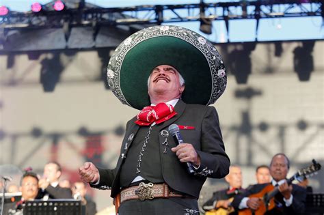 Vicente Fernández El Charro De Huentitán Fallece A Los 81 Años